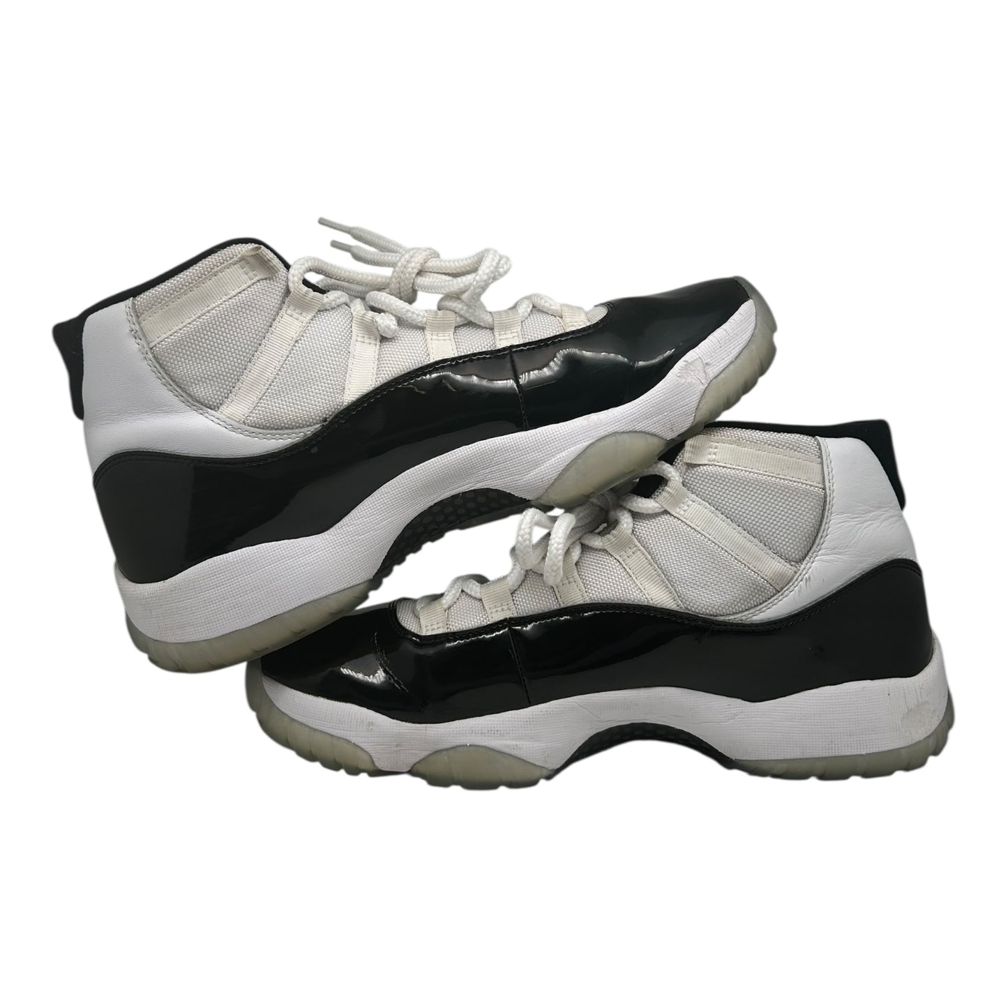 PREOWNED JORDAN 11 HIGH CONCORD
