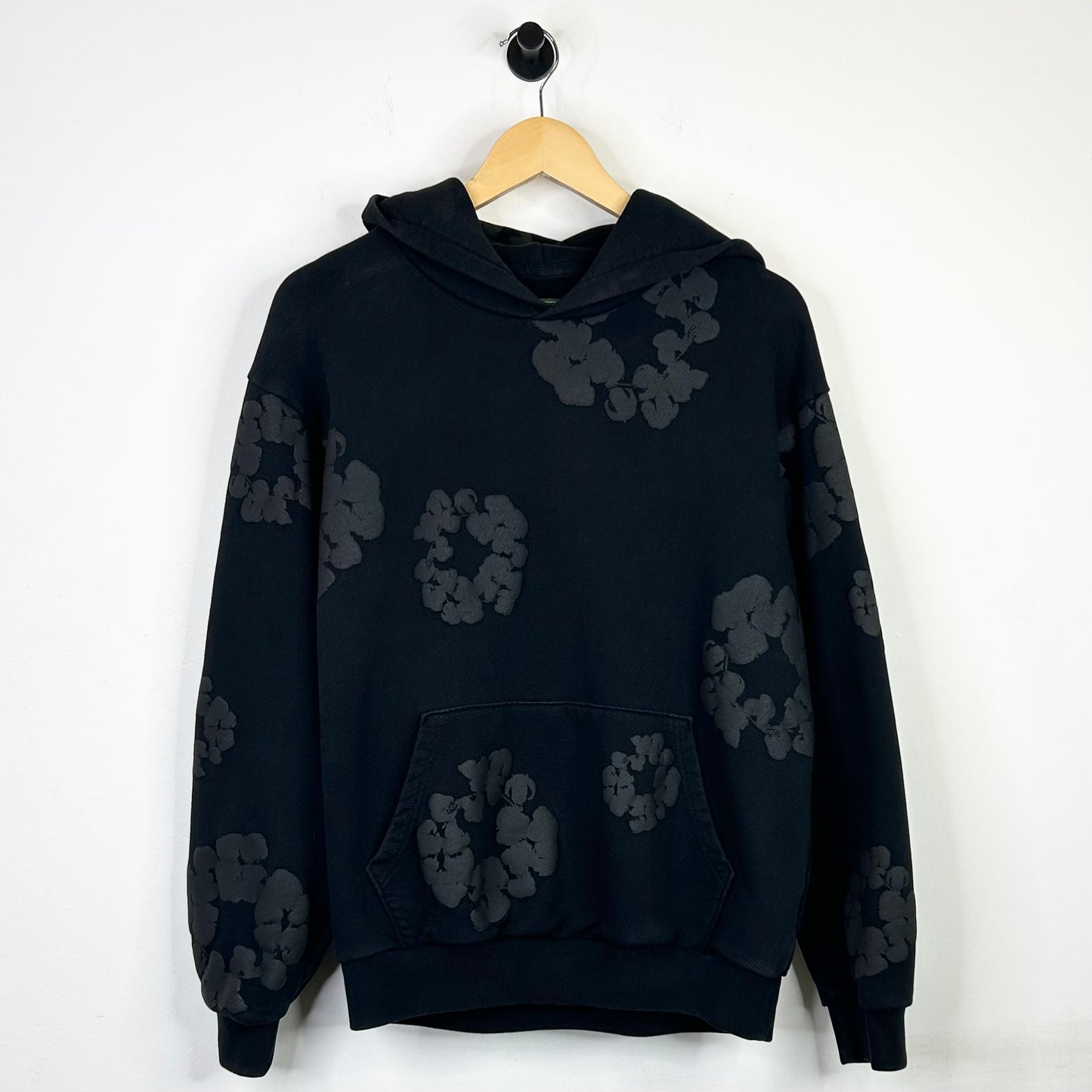 DENIM TEARS BLACK/BLACK HOODIE