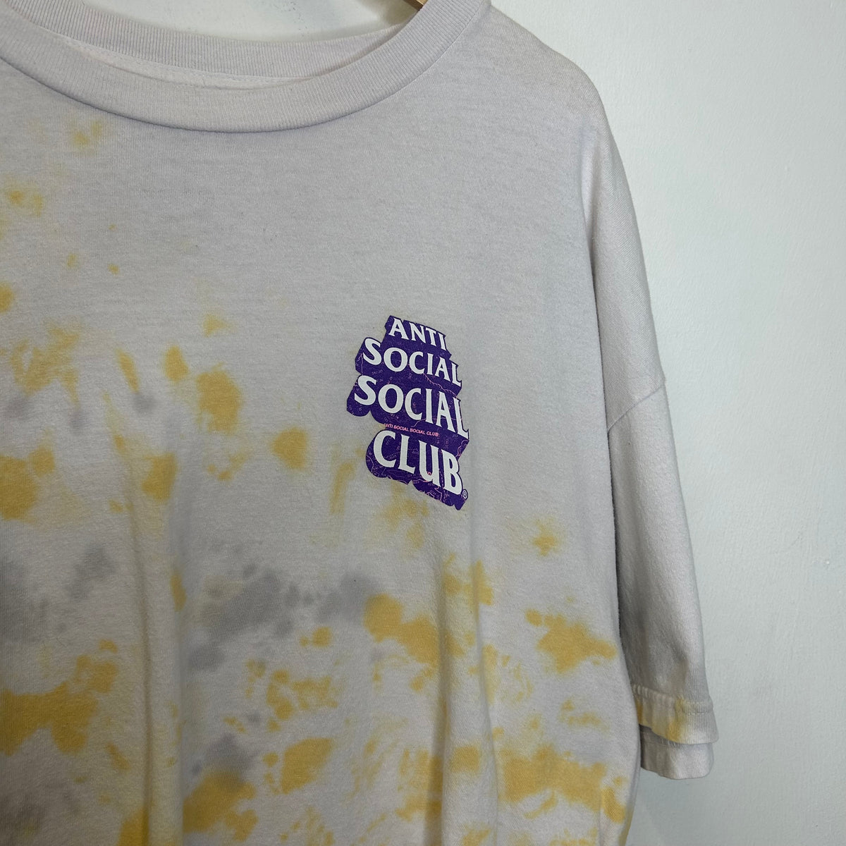 ANTI SOCIAL SOCIAL CLUB QUEST FOR LOVE TEE