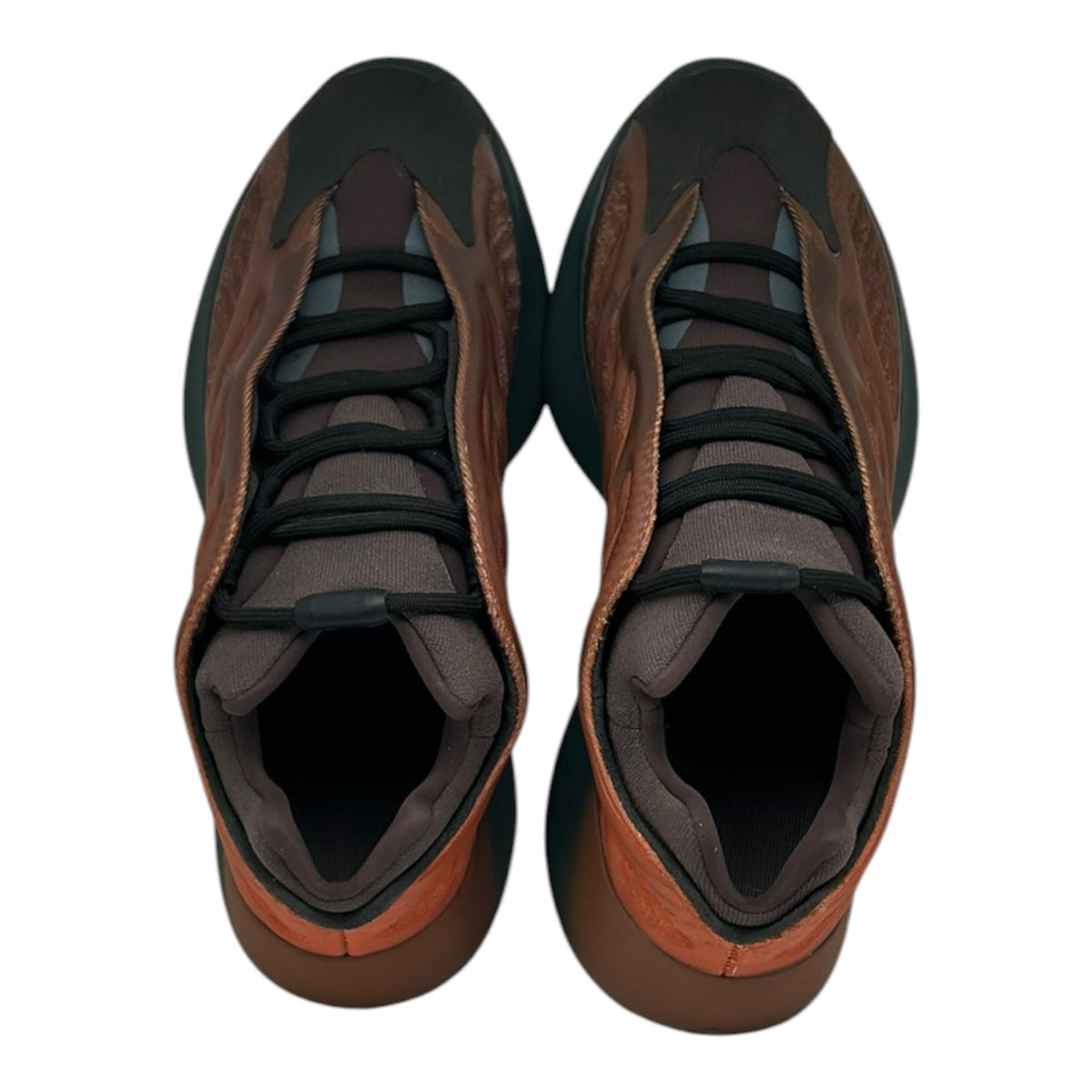 PREOWNED YEEZY 700 COPPER FADE
