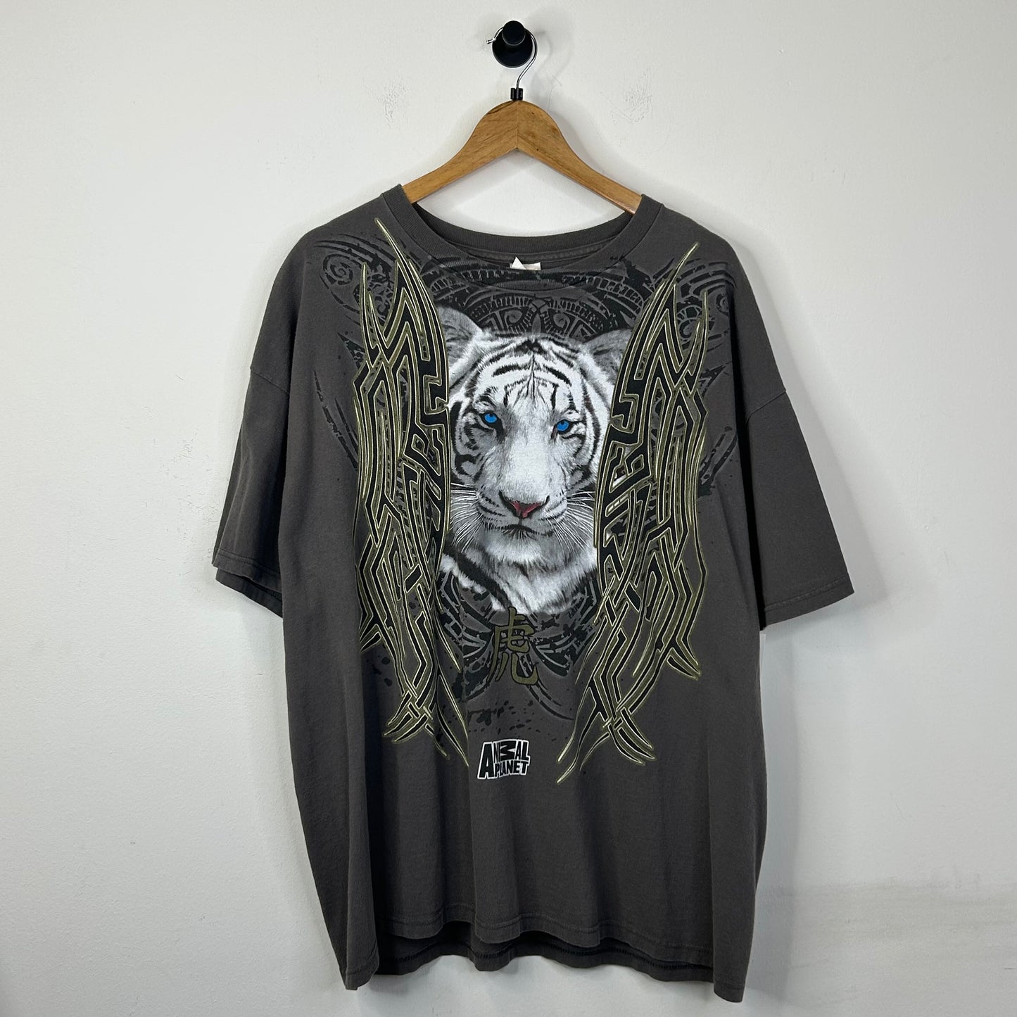 ANIMAL PLANET WHITE TIGER Y2K TEE