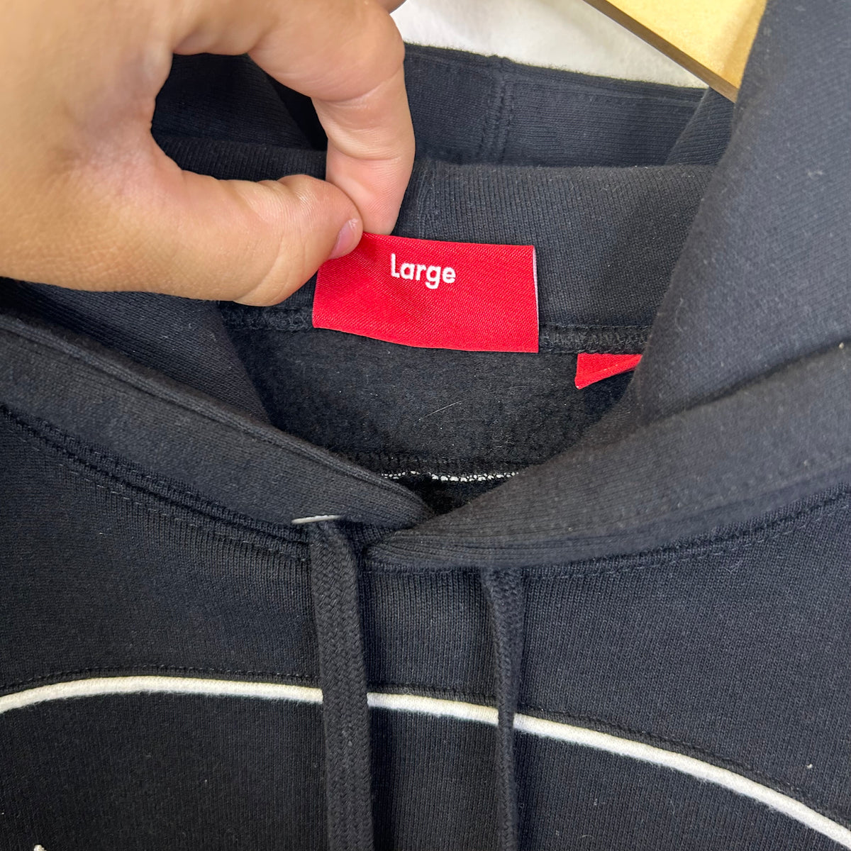 SUPREME CURVE PIPING HOODED SWEATHSHIRT
