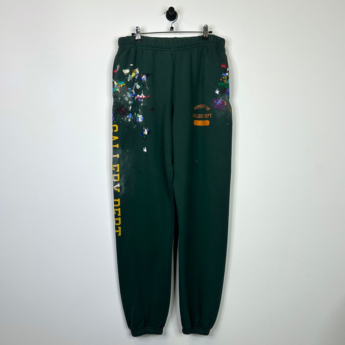 GALLERY DEPT. WORKSHOP PAINTED SWEATPANTS GREEN