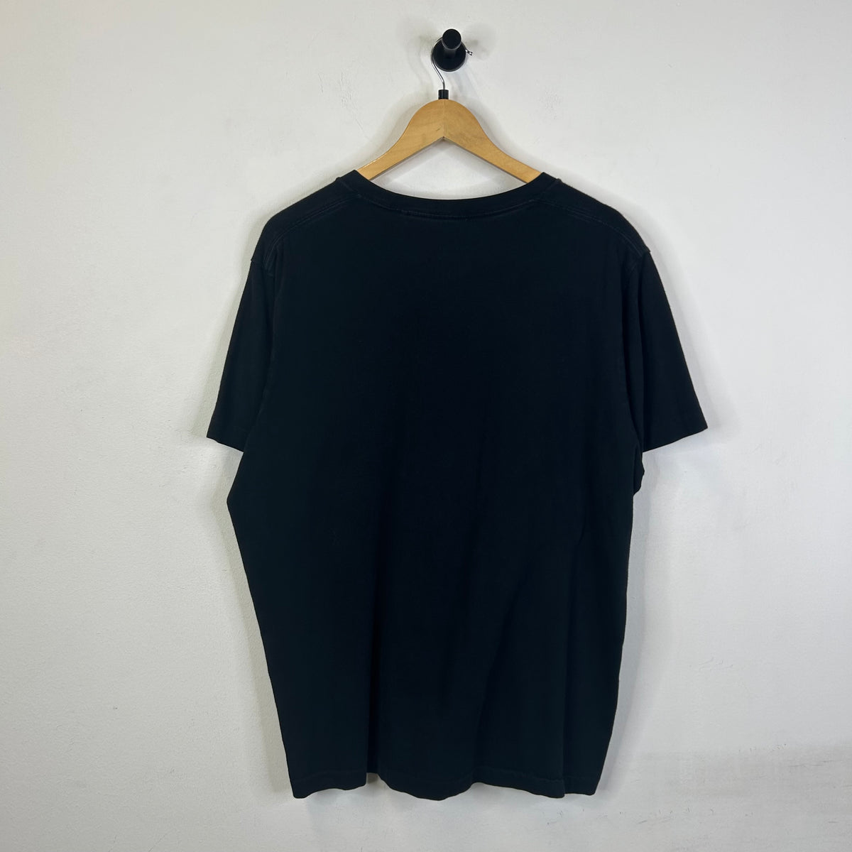 KAWS x PEANUTS SNOOPY T-SHIRT BLACK