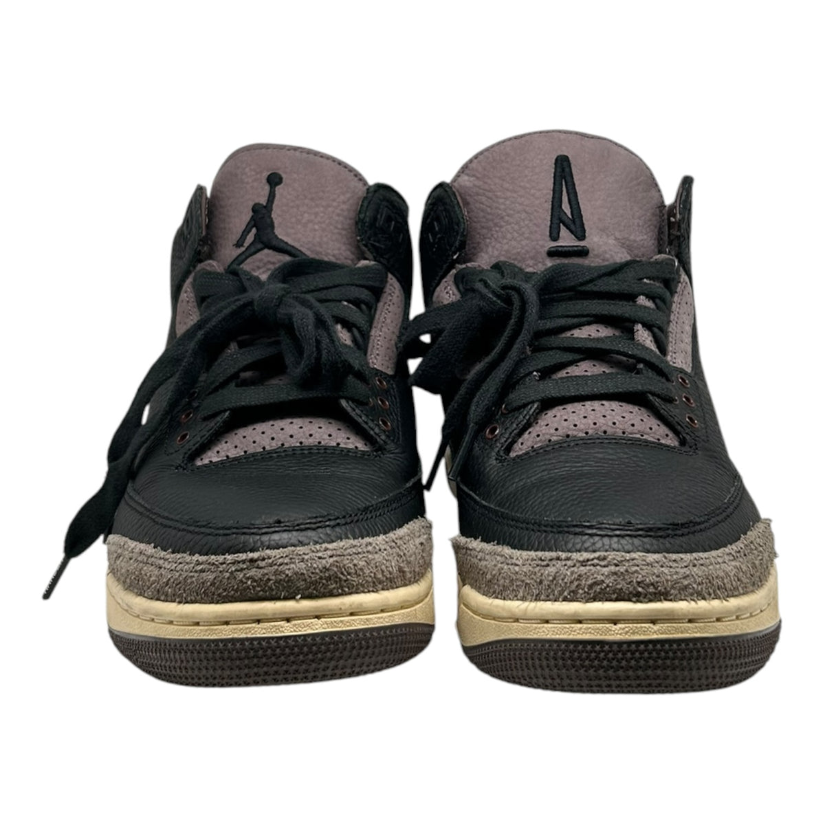 PREOWNED JORDAN 3 A MA MANIERE BLACK