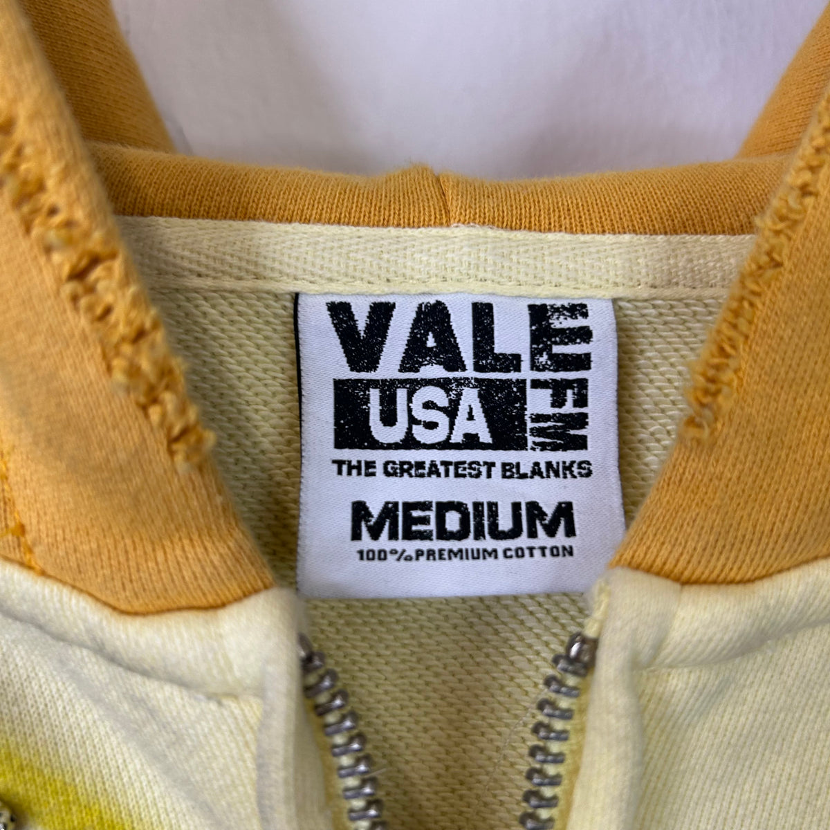 VALE FOREVER COLLAGE ZIP UP