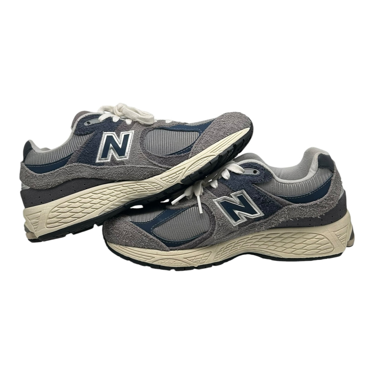 PREOWNED NEW BALANCE 2002R NAVY BLUE/GREY