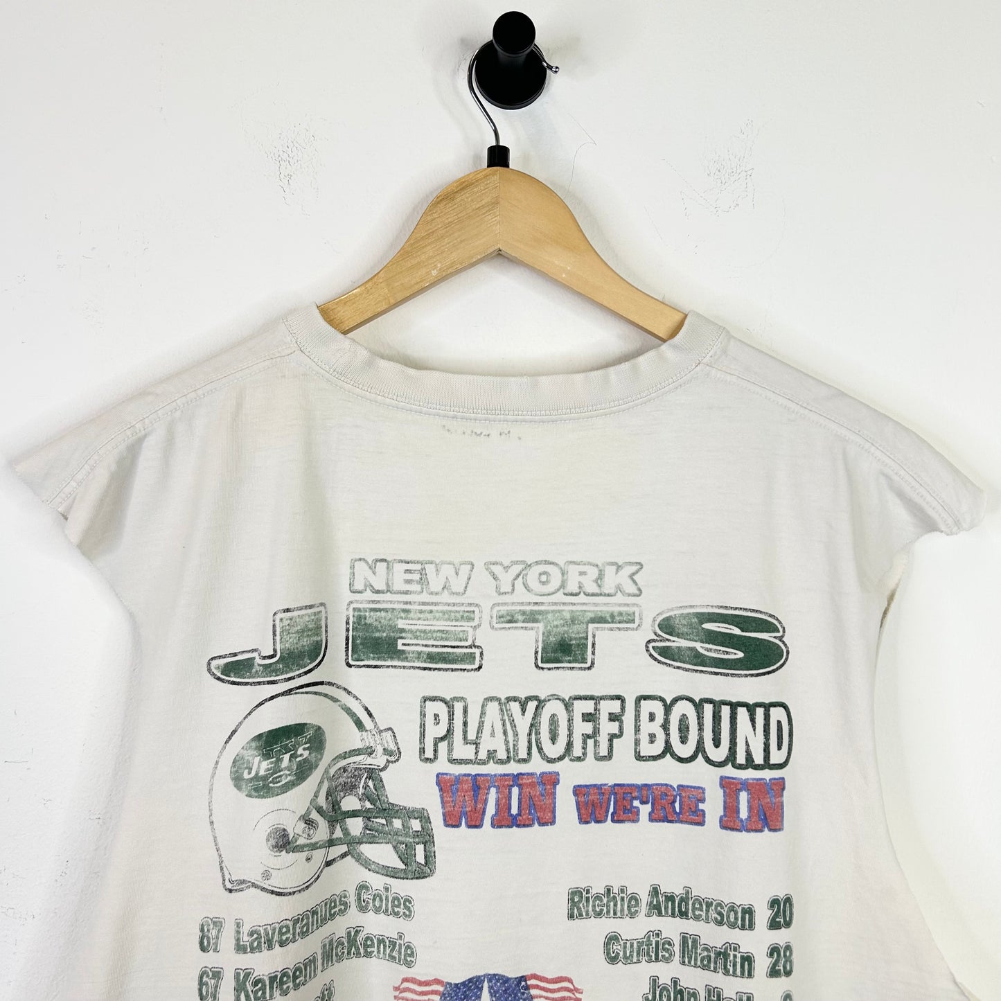 NEW YORK JETS PLAY OFF BOUND 2002 CUTOFF TEE
