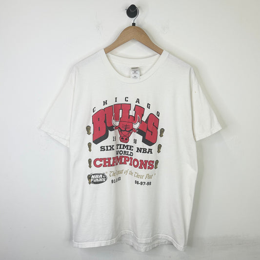 1998 SIX TIME NBA WORLD CHAMPIONS BULLS CHAMPS TEE