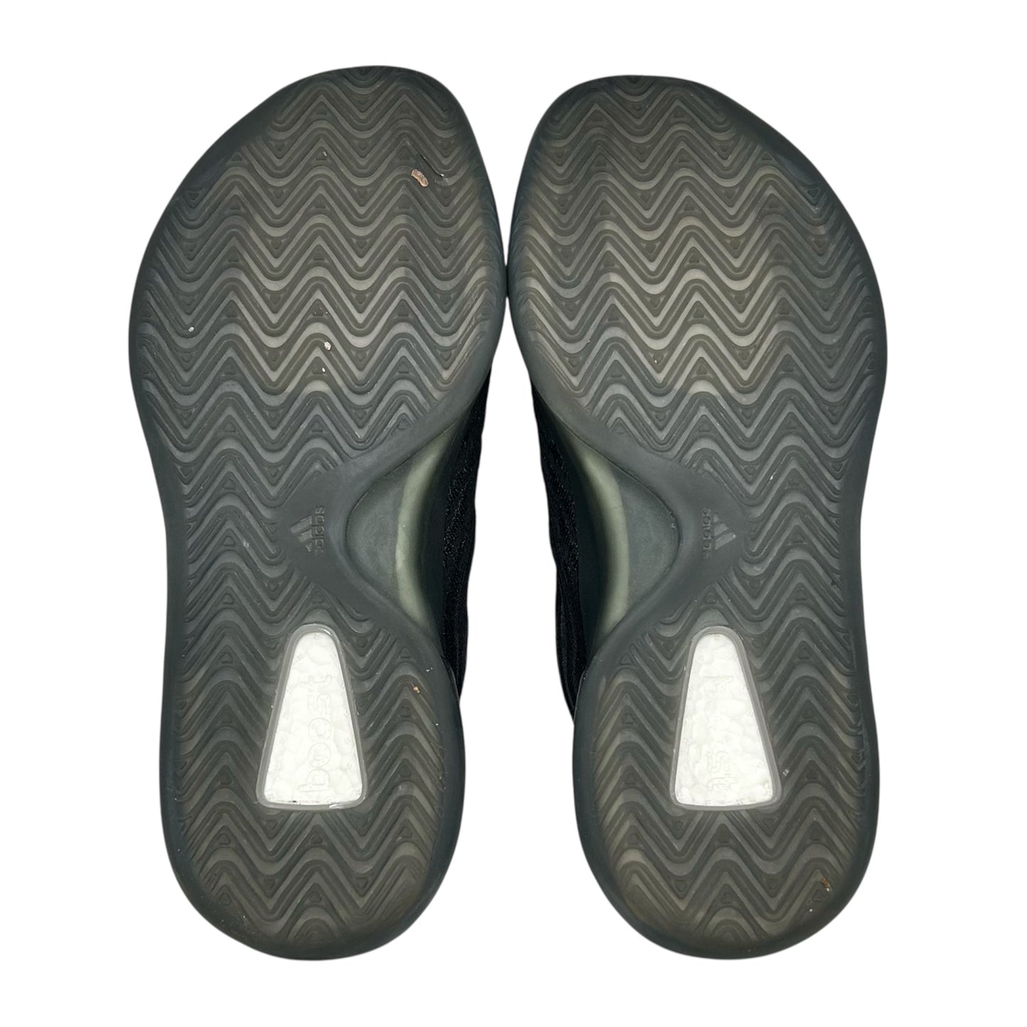 PREOWNED YEEZY QNTM ONYX