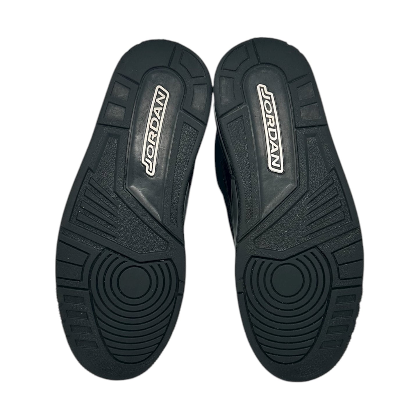 PREOWNED JORDAN 3 BLACK CAT