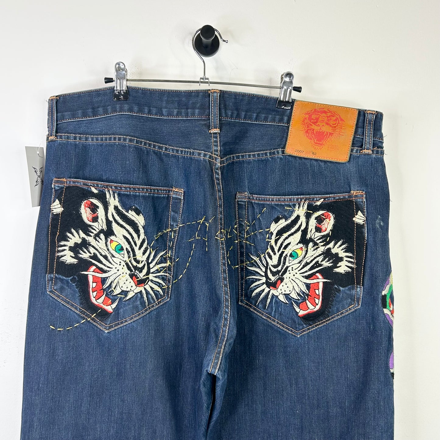 ED HARDY TIGER JEANS