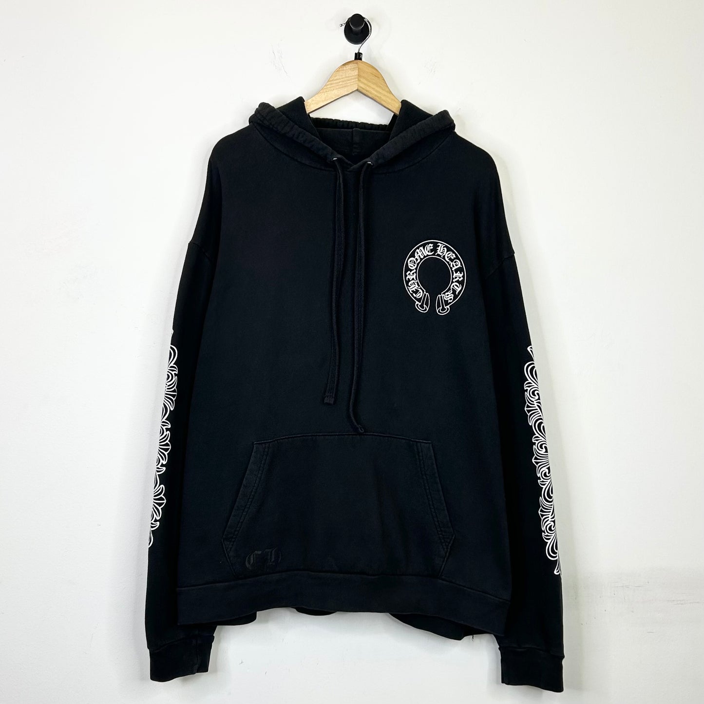 CHROME HEARTS HORSESHOE FLORAL CROSS SLEEVE HOODIE