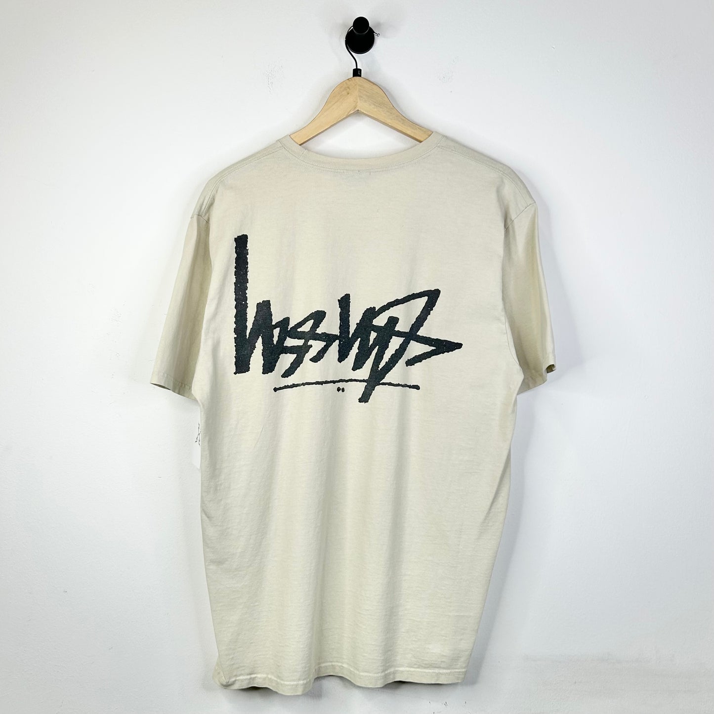 STUSSY UPSIDE DOWN LOGO TEE