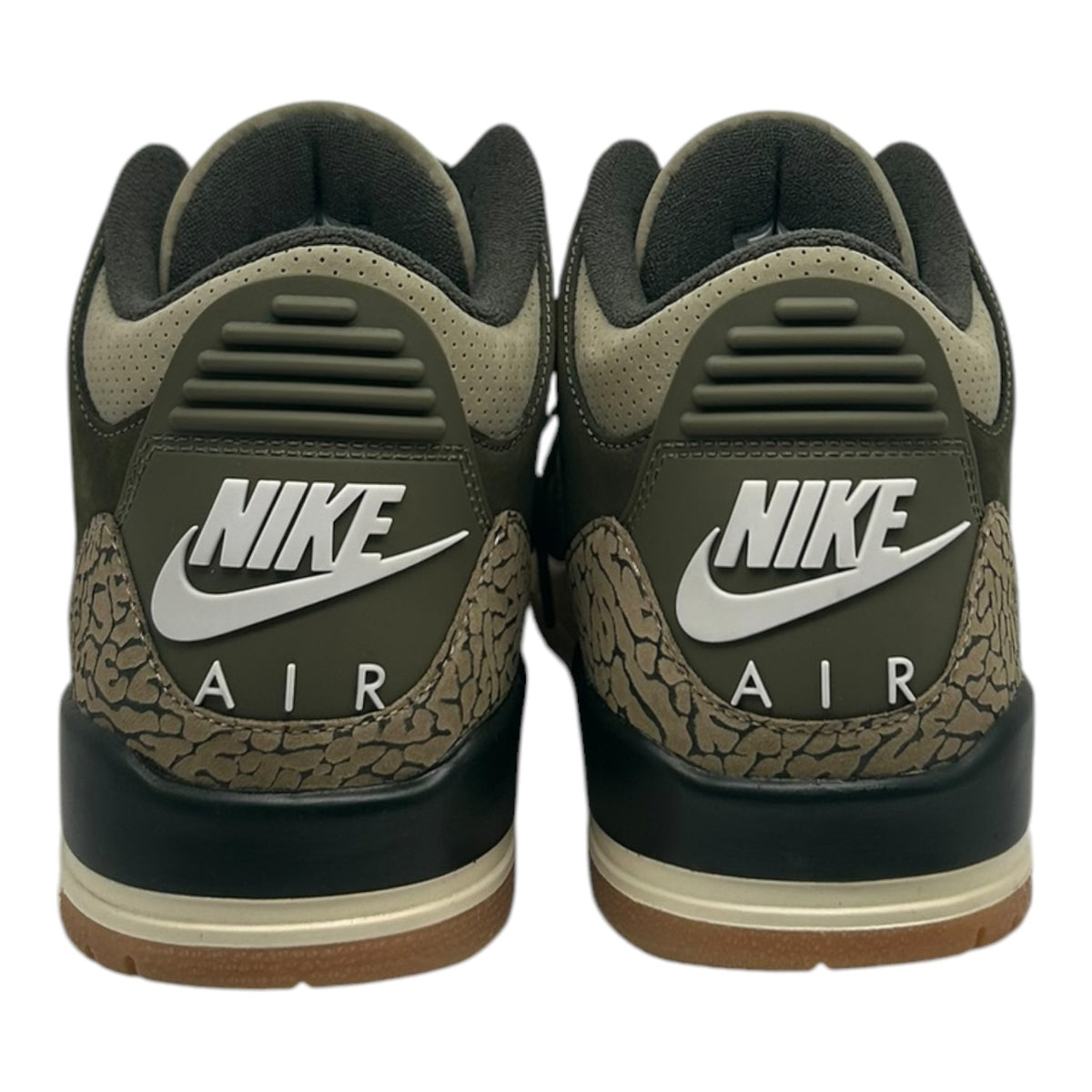 PREOWNED JORDAN 3 FAMILY AFFAIR