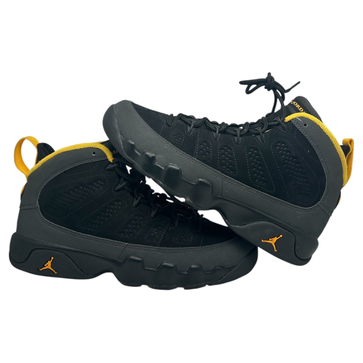 PREOWNED JORDAN 9 CHARCOAL UNIVERSITY GOLD SIZE 7Y