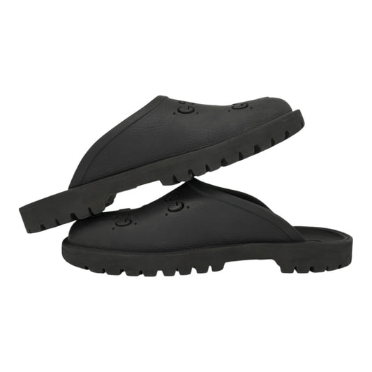 GUCCI BLACK PERFORATED RUBBER SANDAL