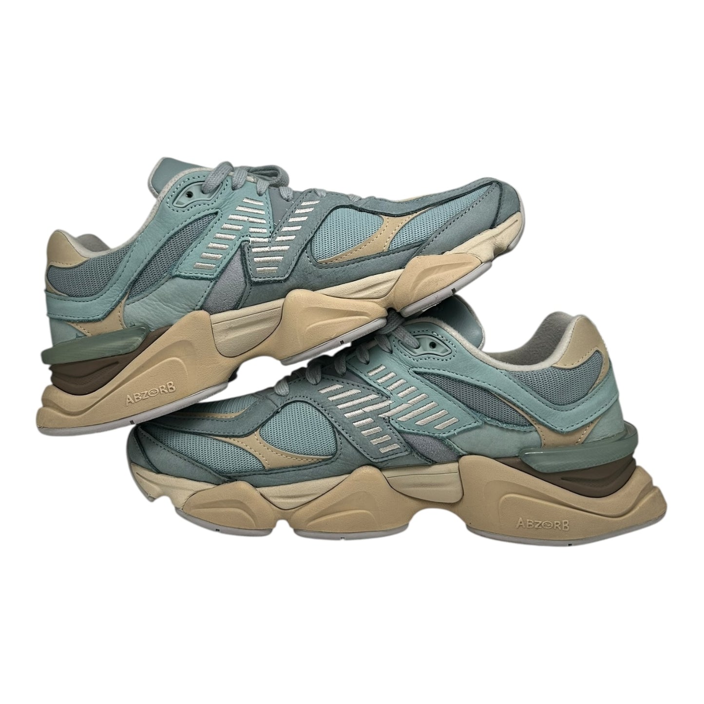 PREOWNED NEW BALANCE 9060 BLUE HAZE