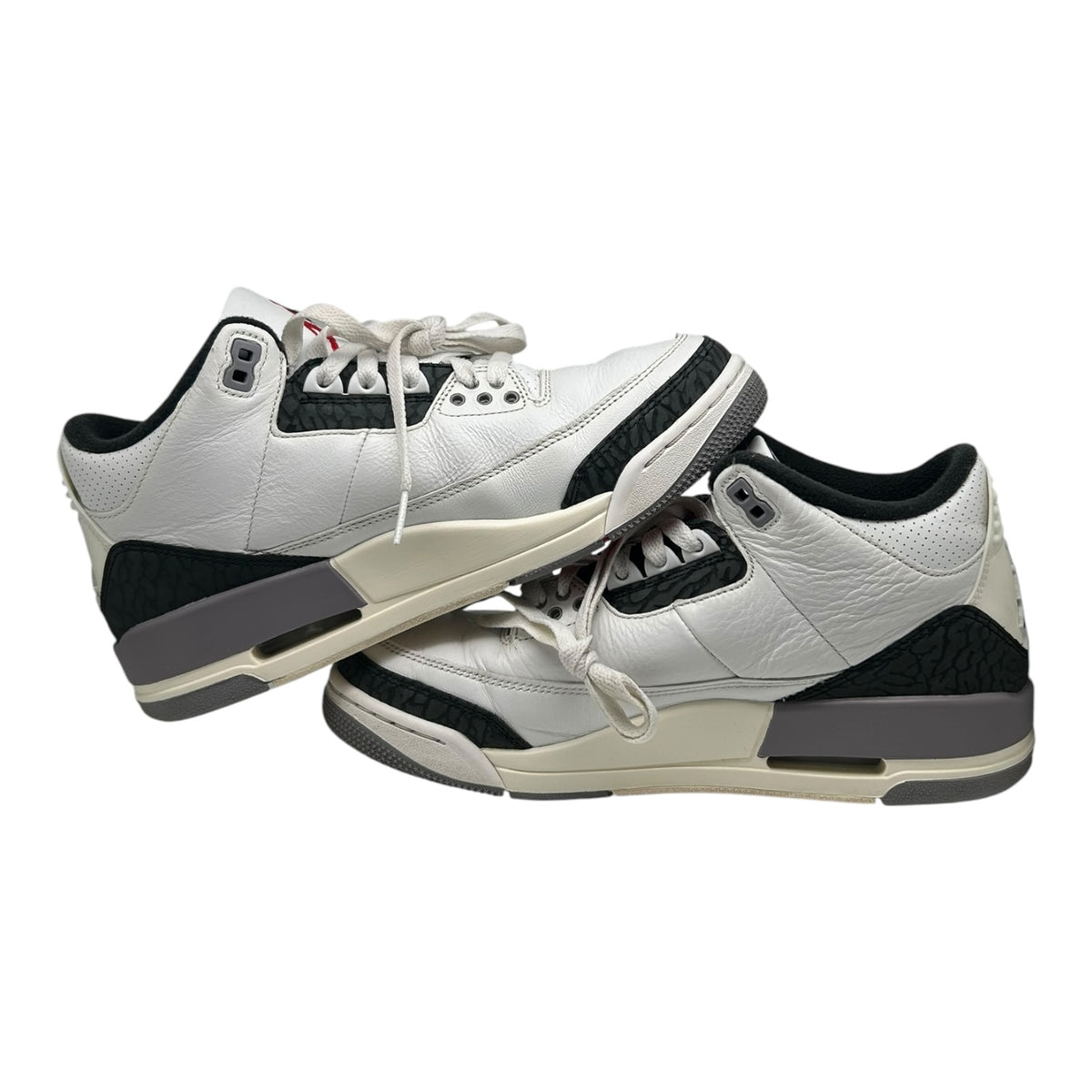 PREOWNED JORDAN 3 CEMENT GREY
