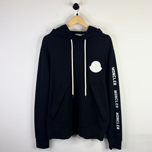MONCLER WHITE LOGO SCRIPT SLEEVE BLACK HOODIE