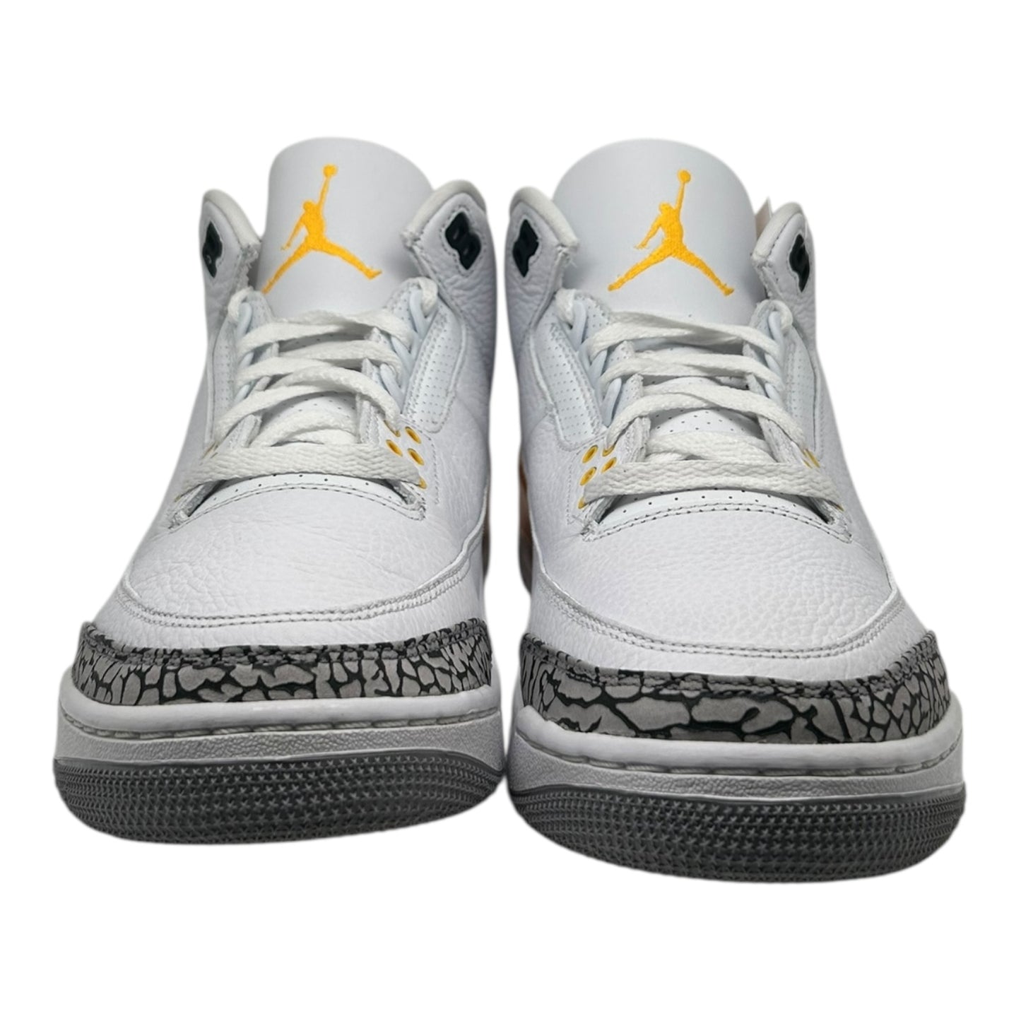 PREOWNED JORDAN 3 LAZER ORANGE WMNS