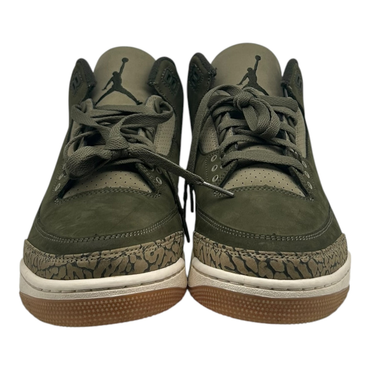 PREOWNED JORDAN 3 FAMILY AFFAIR