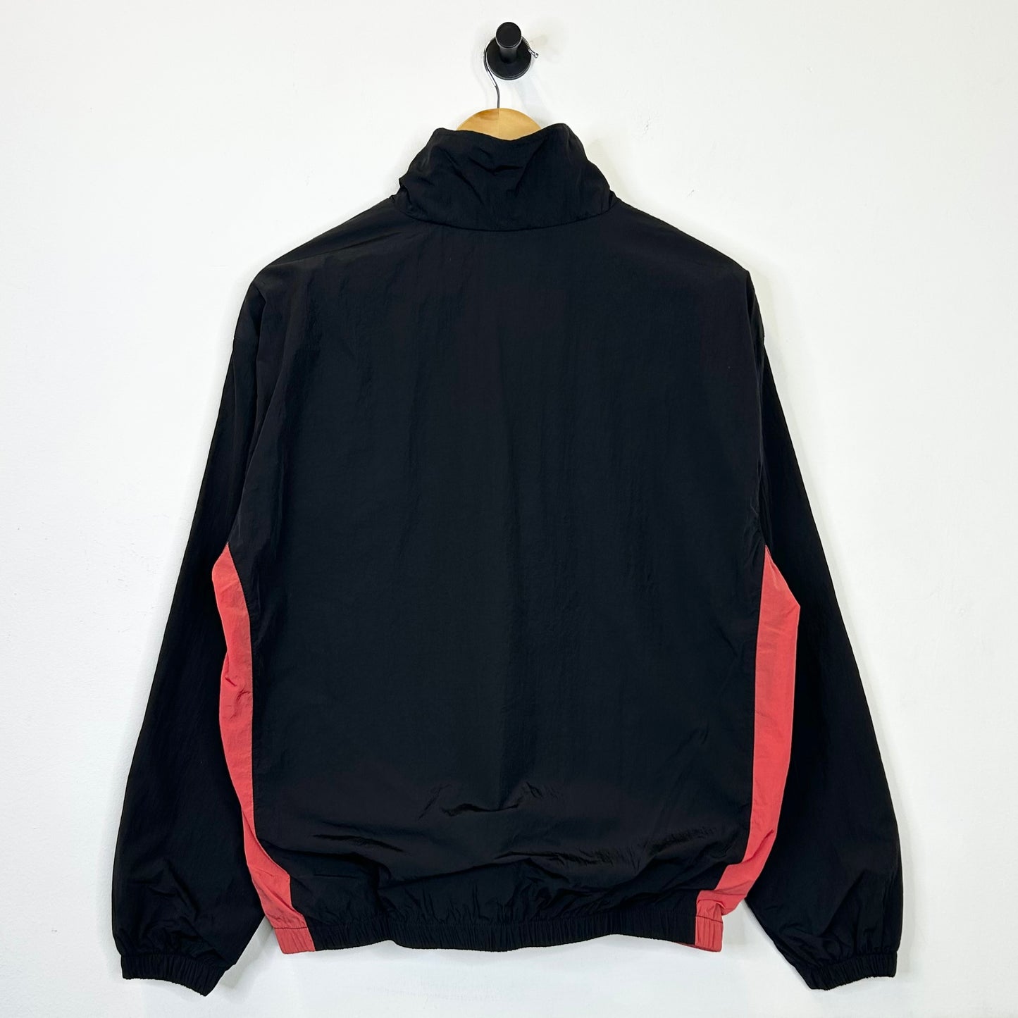 ERIC EMANUEL OLYMPIC BLACK RED WINDBREAKER