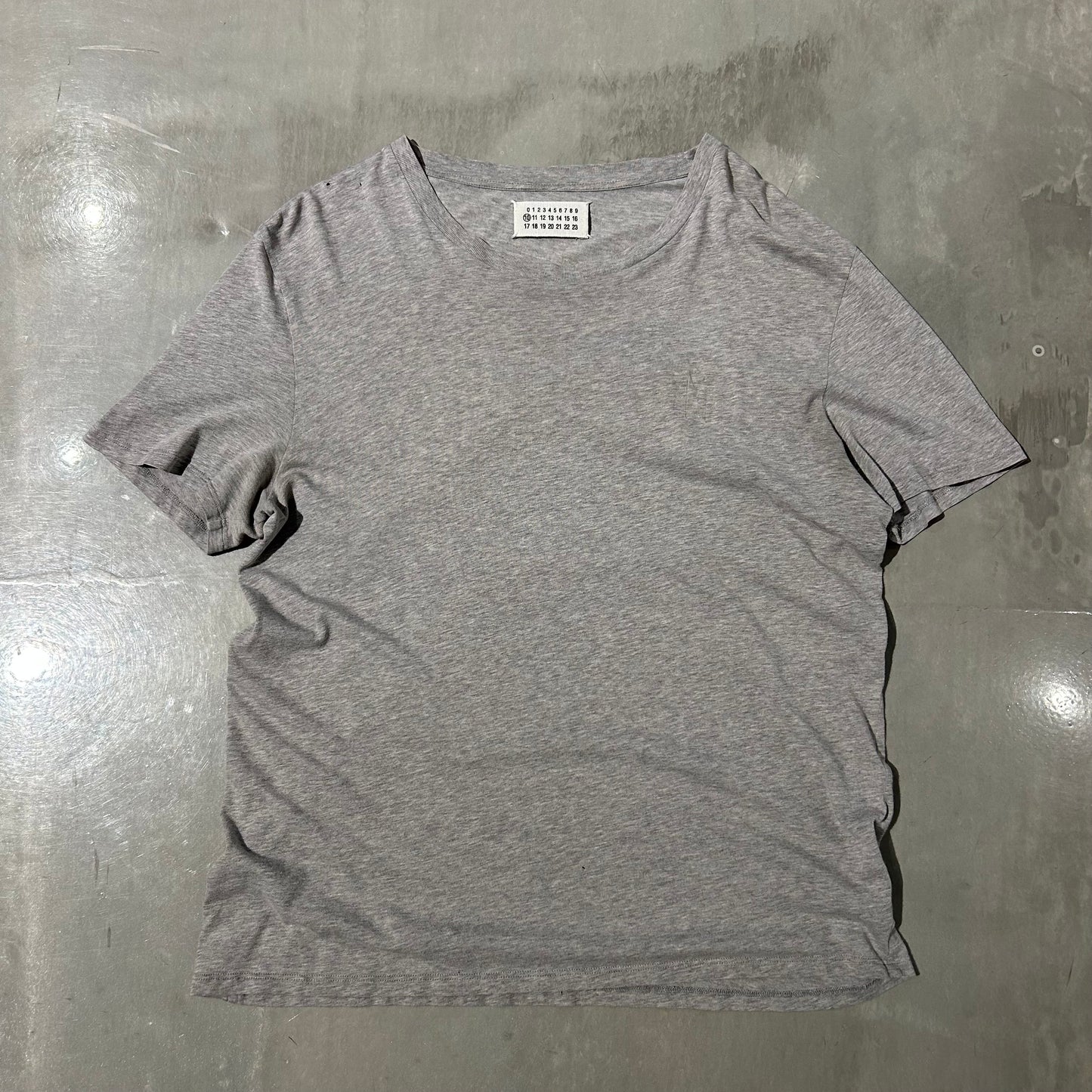 MAISON MARGIELA 10 LOGO GREY T