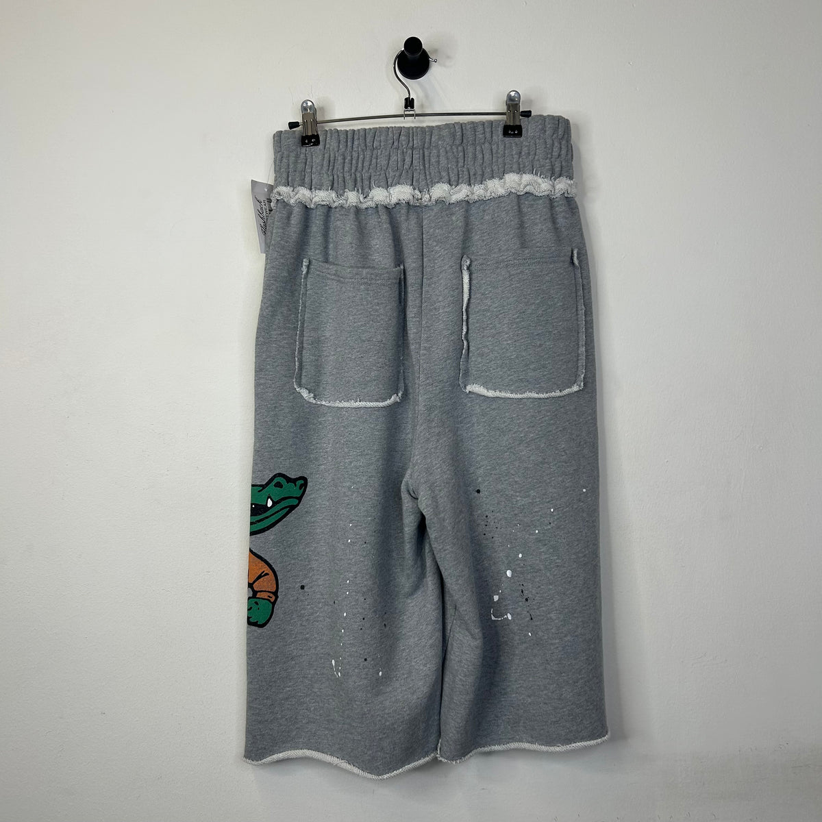 SAINT VANITY GREY GATORS LONG SHORTS