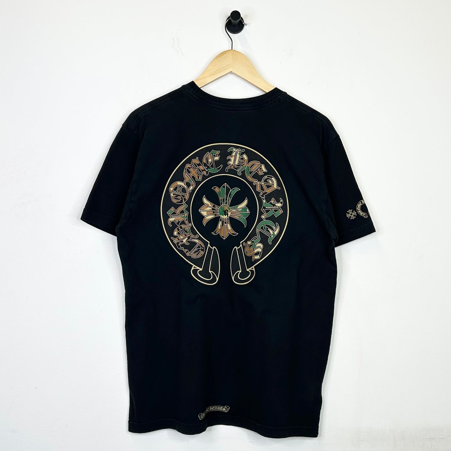 CHROME HEARTS CAMO TRIPLE CROSS TEE