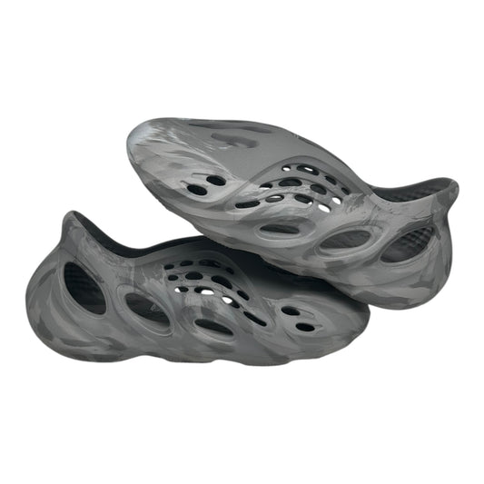 PREOWNED YEEZY FOAM RUNNER MX GRANITE