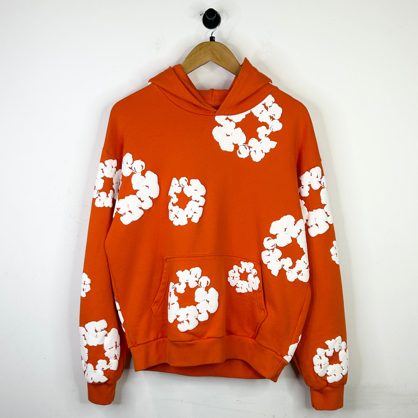 DENIM TEARS WHITE/ORANGE WREATH HOODIE