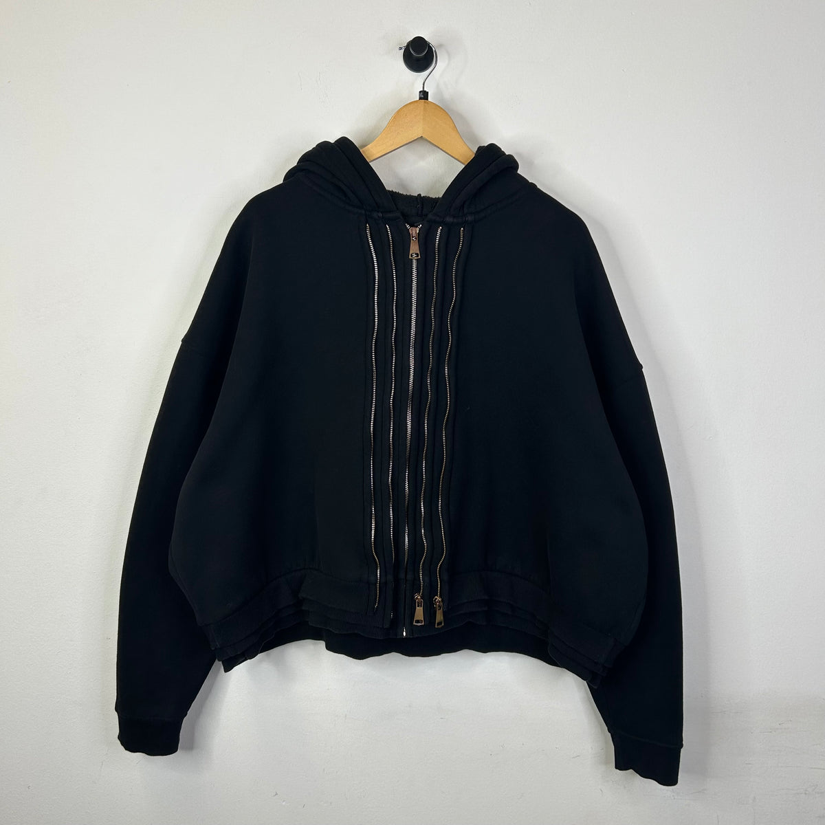 GV GALLERYTRIPLE ZIP HOODIE BLACK