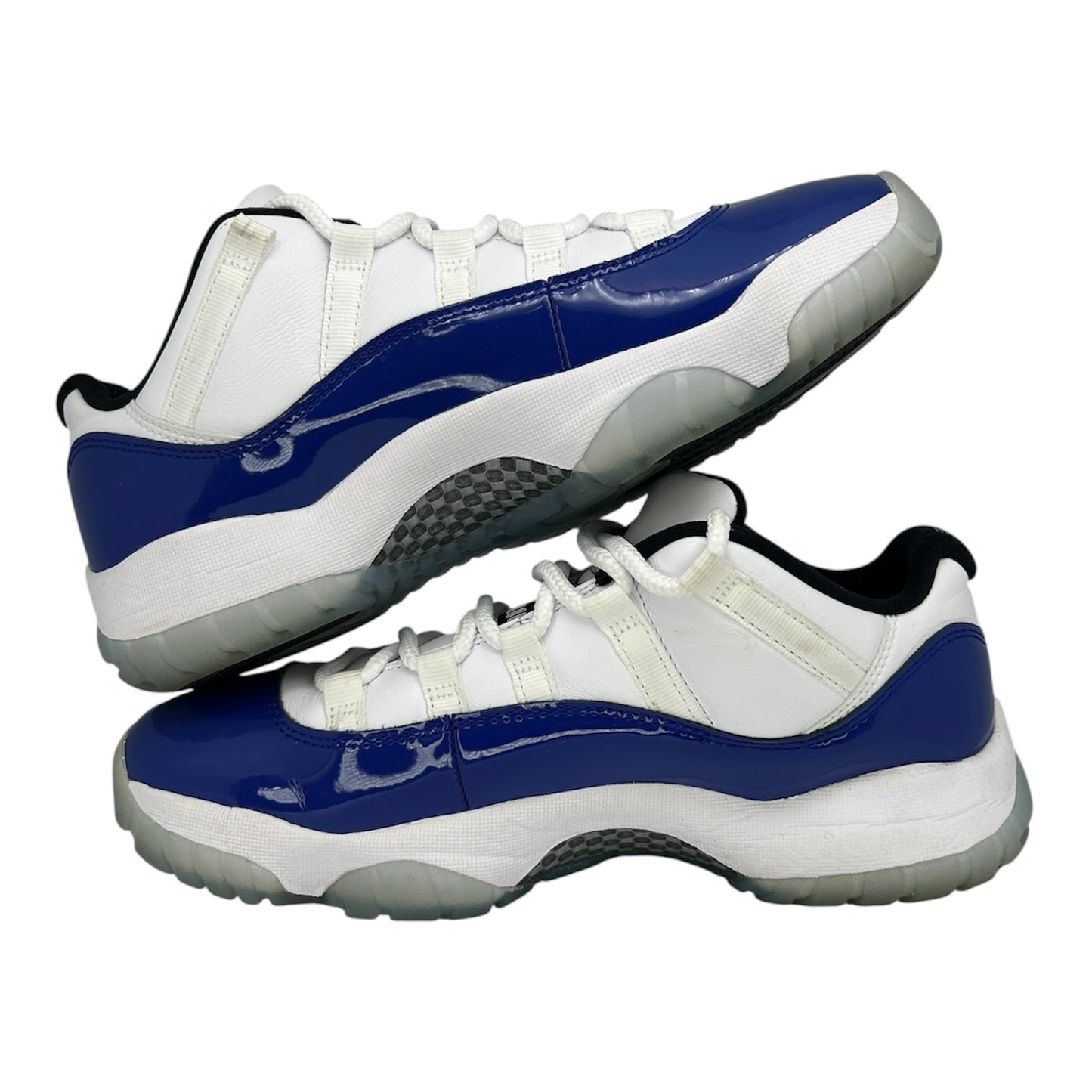 PREOWNED JORDAN 11 LOW WHITE CONCORD