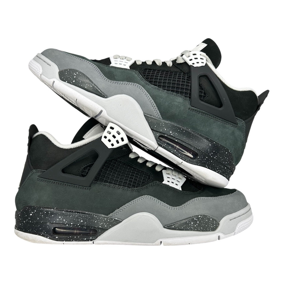PREOWNED JORDAN 4 FEAR