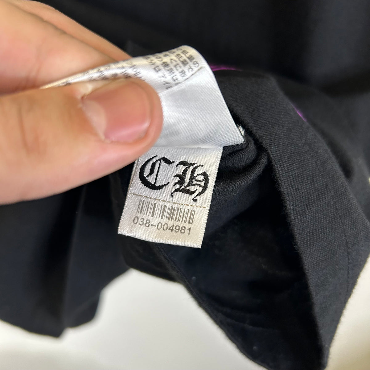 CHROME HEARTS NECK LOGO PURPLE TEE