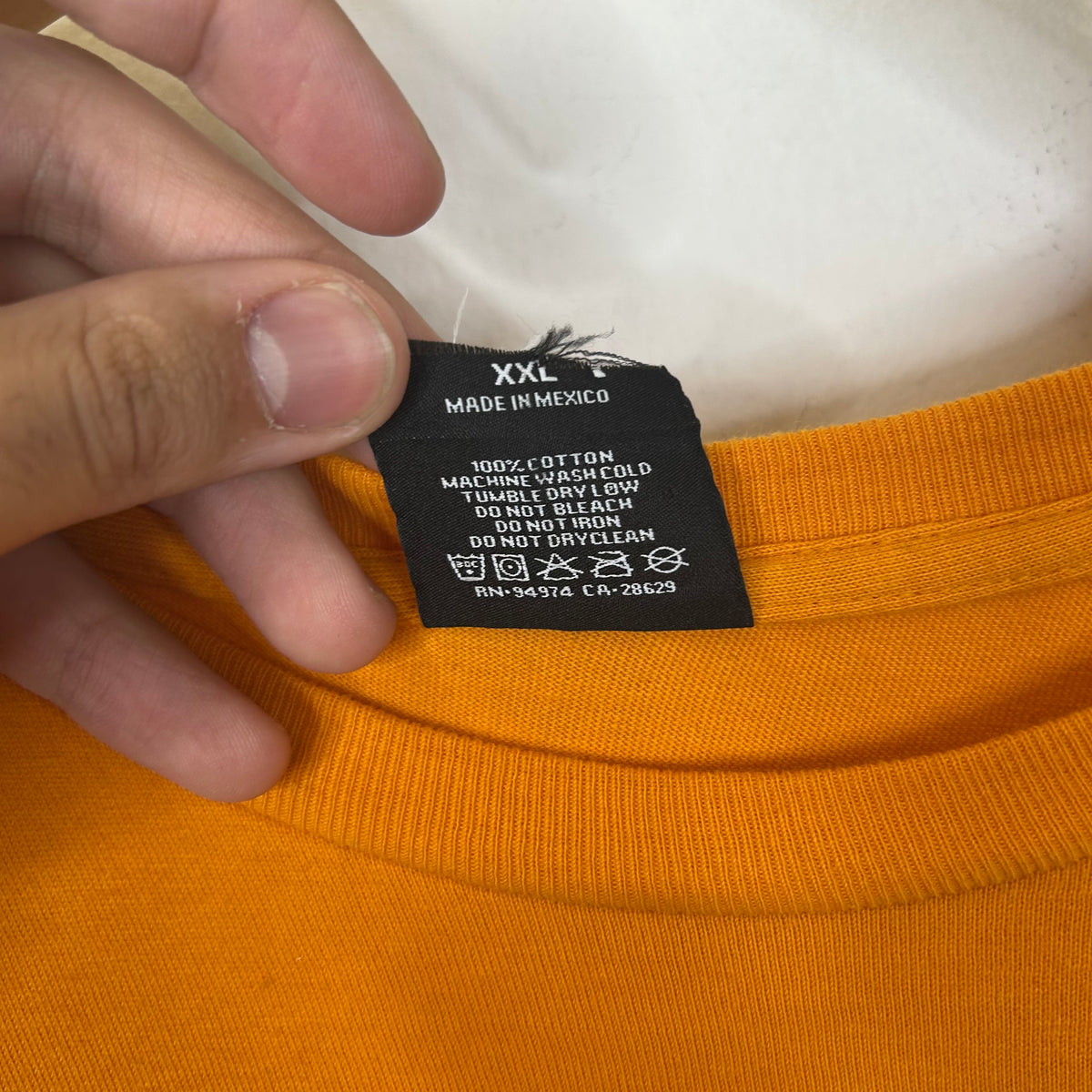 STUSSY SINGAPORE ORANGE TEE