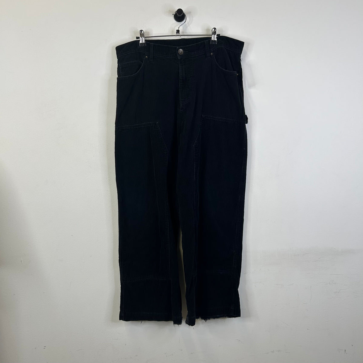 NO BOUNDARIES DOUBLE KNEE BLACK JEANS