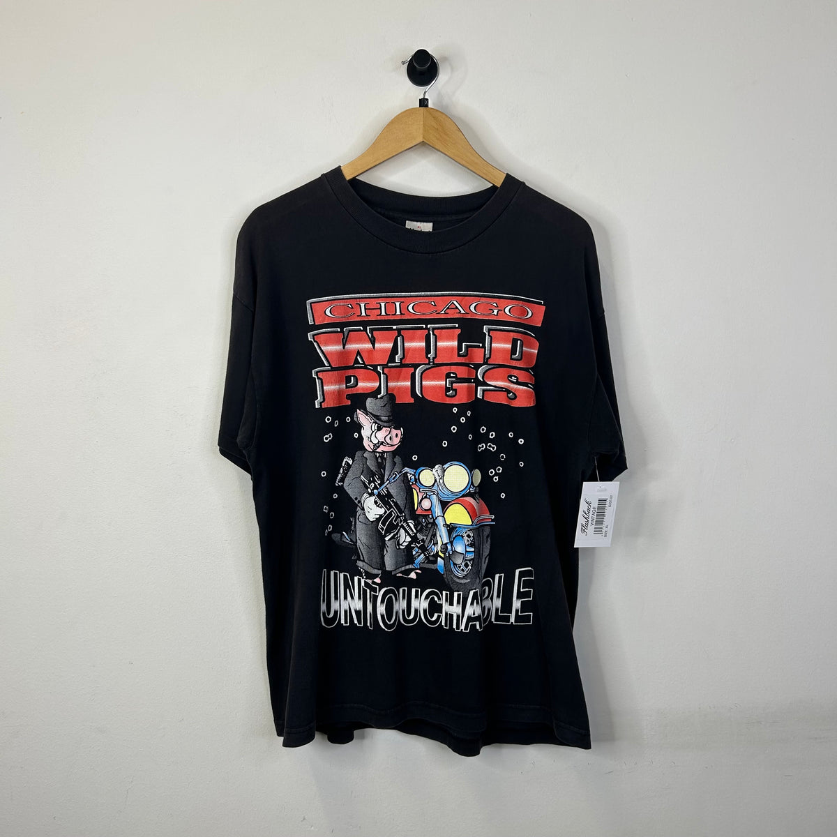 CHICAGO WILD PIGS UNTOUCHABLE TEE SIZE XL