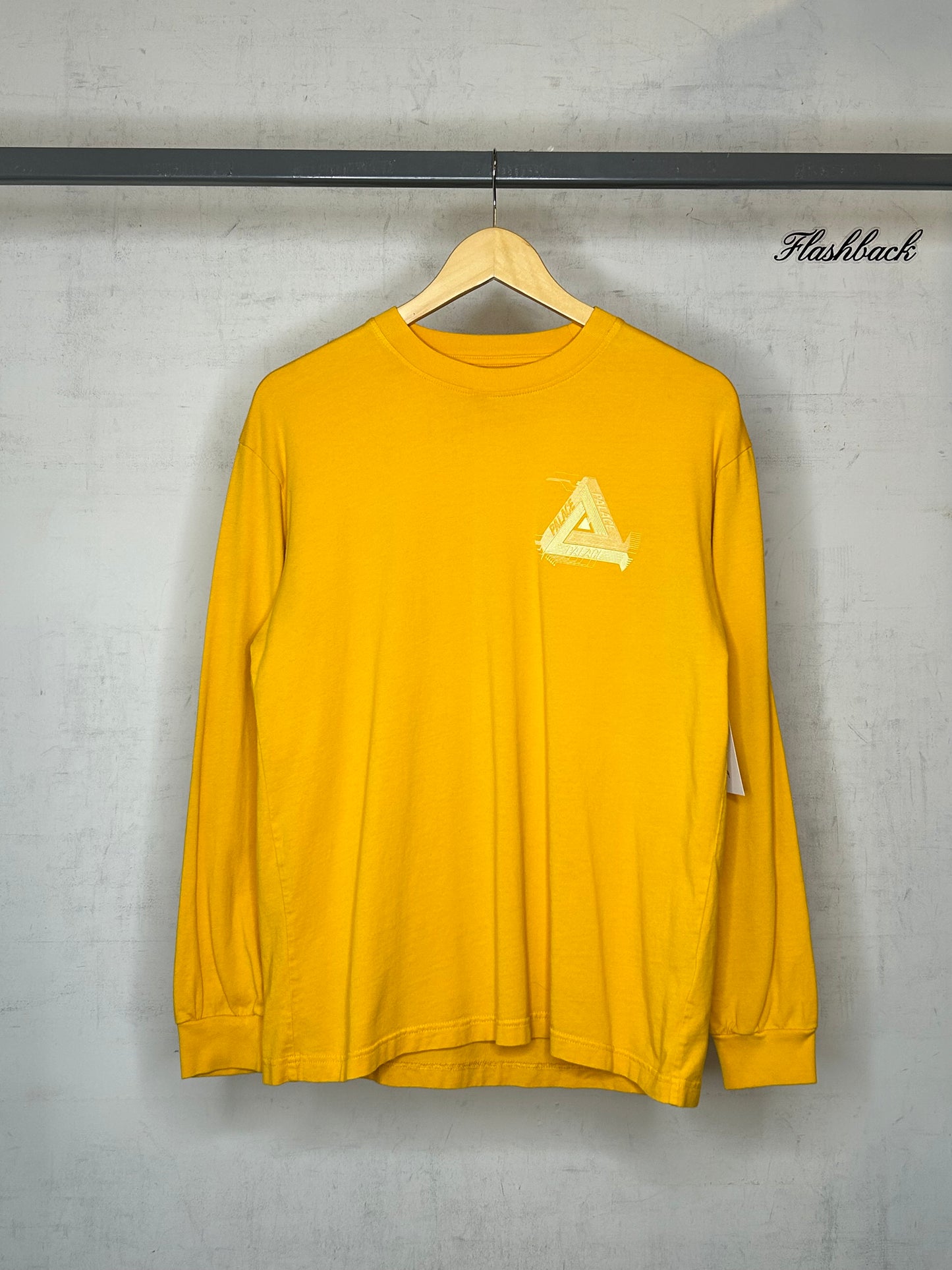 PALACE YELLOW LONGSLEEVE