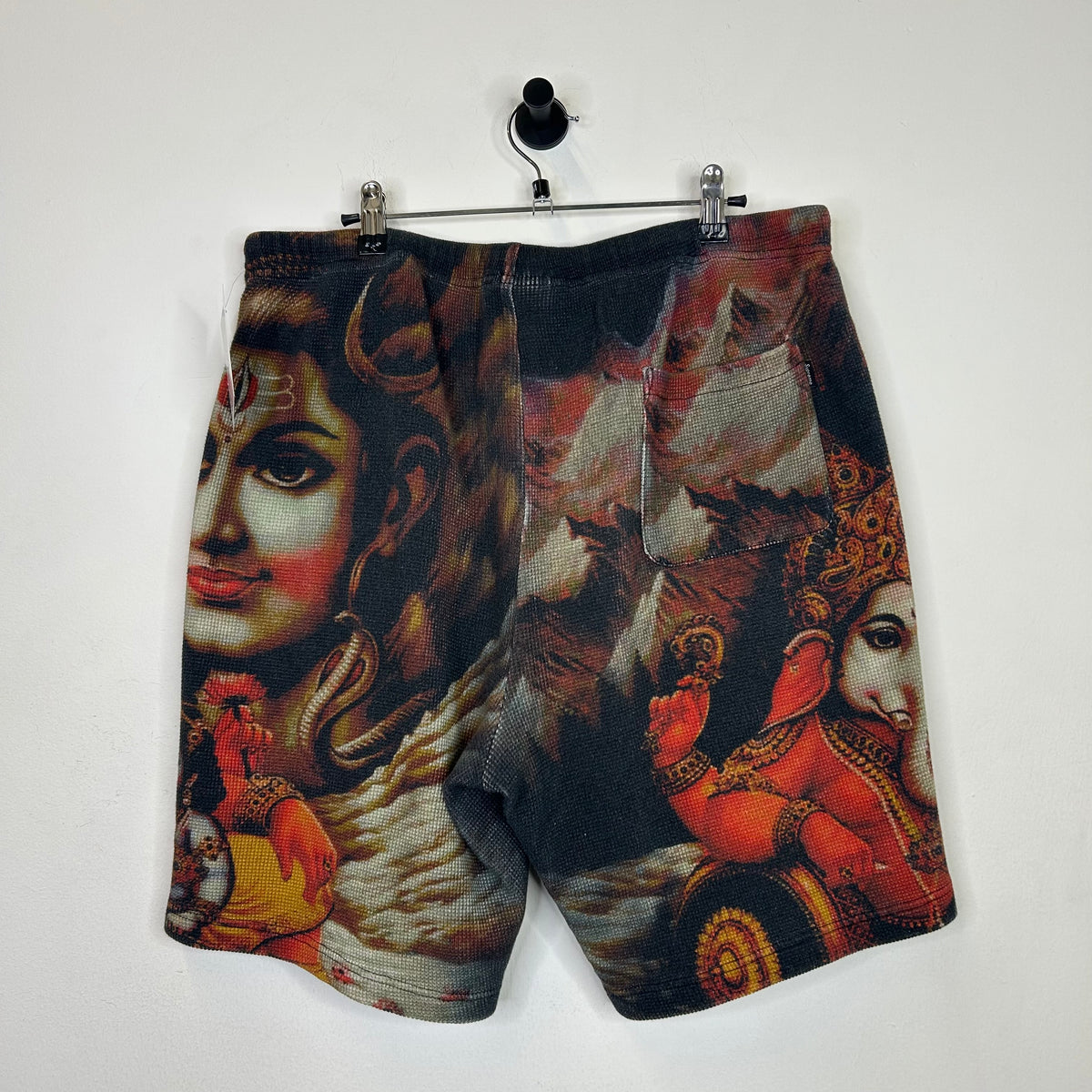 SUPREME GANESH SHORTS