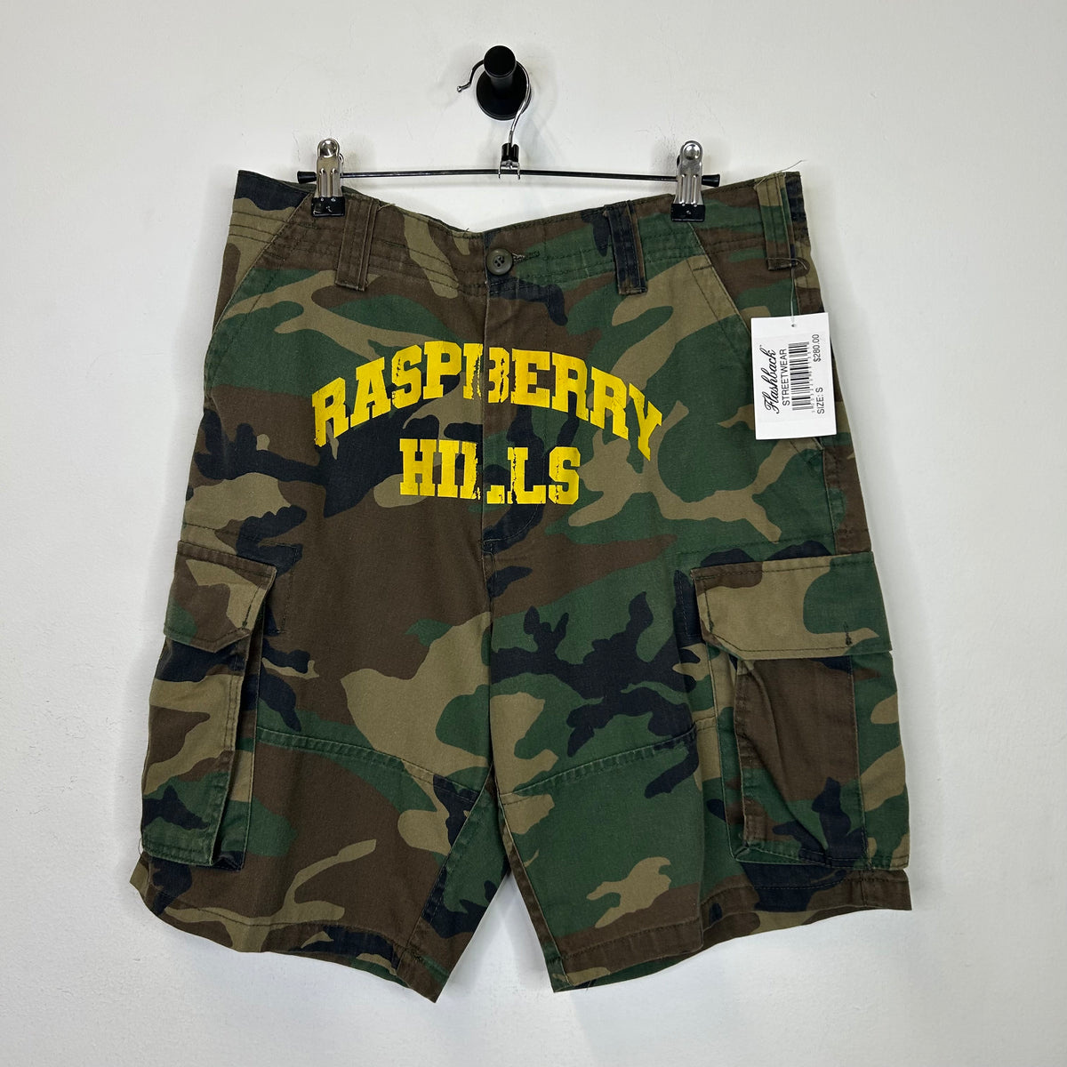 GV GALLERY RASPBERRY HILLS CAMO SHORTS