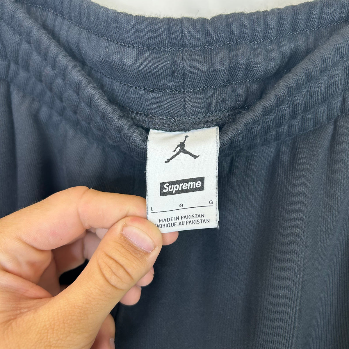 SUPREME X JORDAN FALL/WINTER '24 BLACK SWEATPANTS