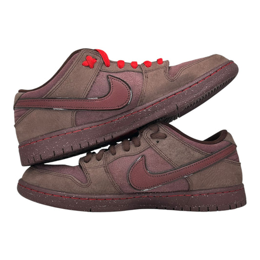 PREOWNED NIKE SB DUNK LOW CITY OF LOVE BURGUNDY