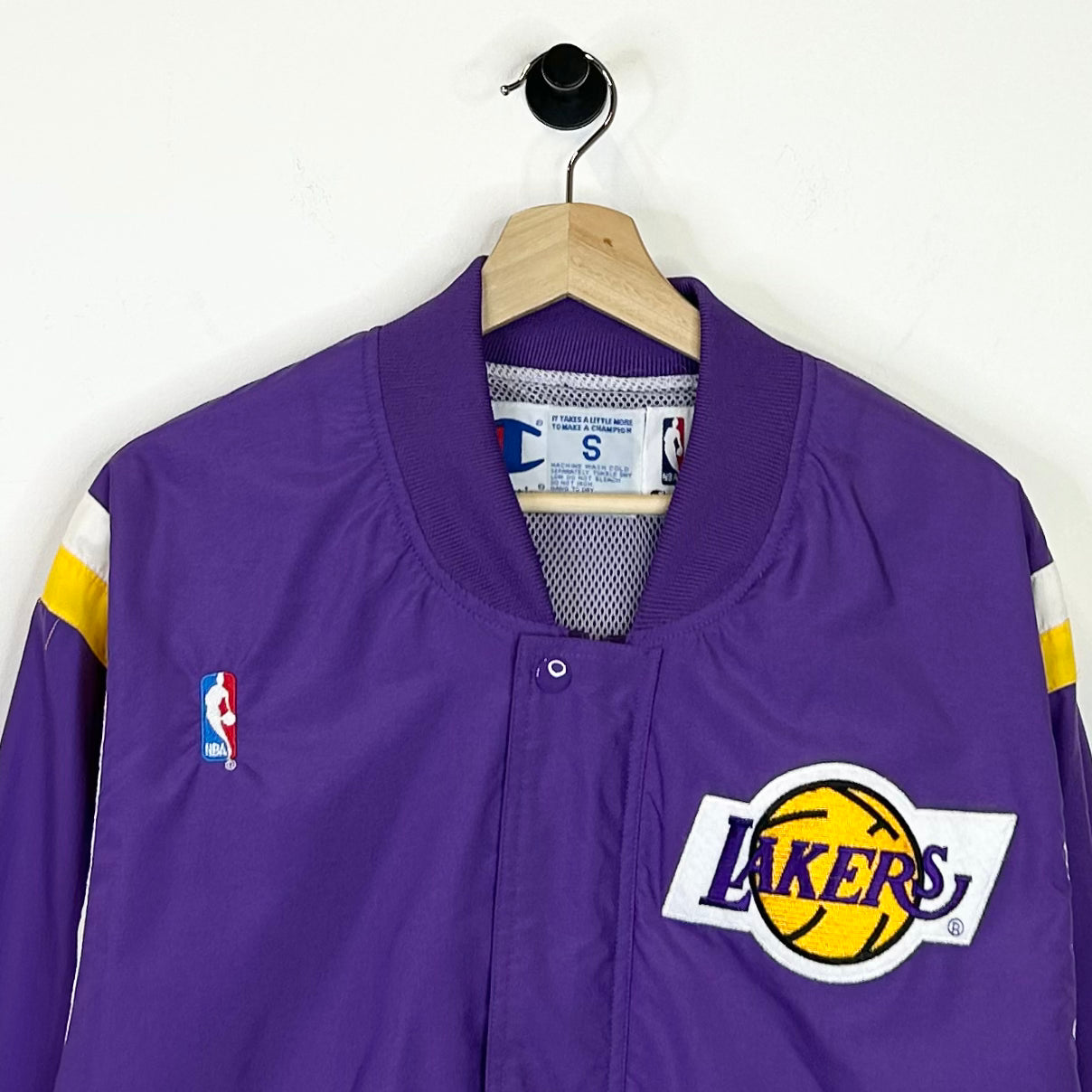 LOS ANGELES LAKERS CHAMPION JACKET