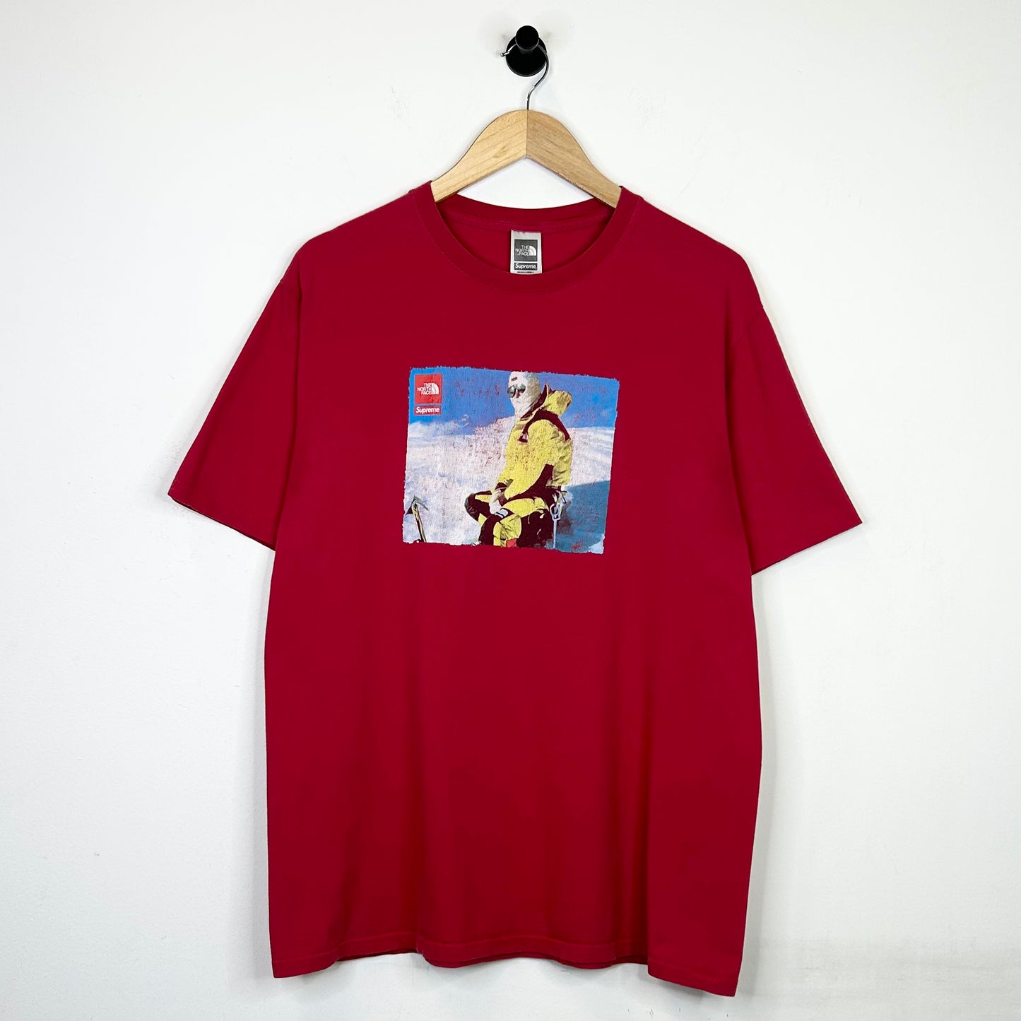 SUPREME NORTH FACE MOUNTAINEER RED TEE