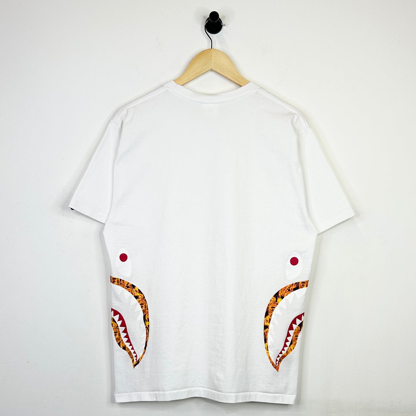 BAPE FLAMING SIDE SHARK WHITE TEE