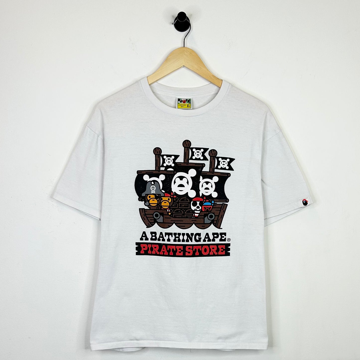 BATHING APE PIRATE STORE SHIP CREW TEE