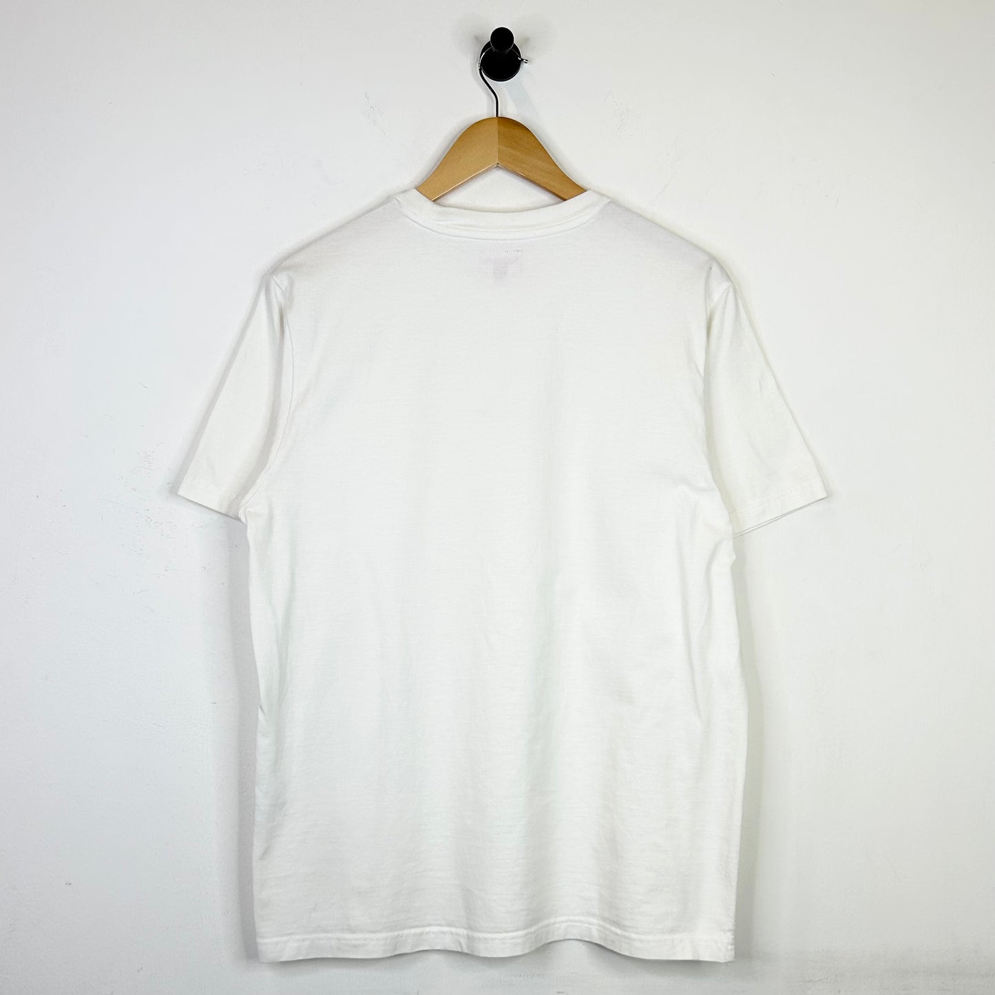 SUPREME INTERNATIONAL CENTER LOGO TEE