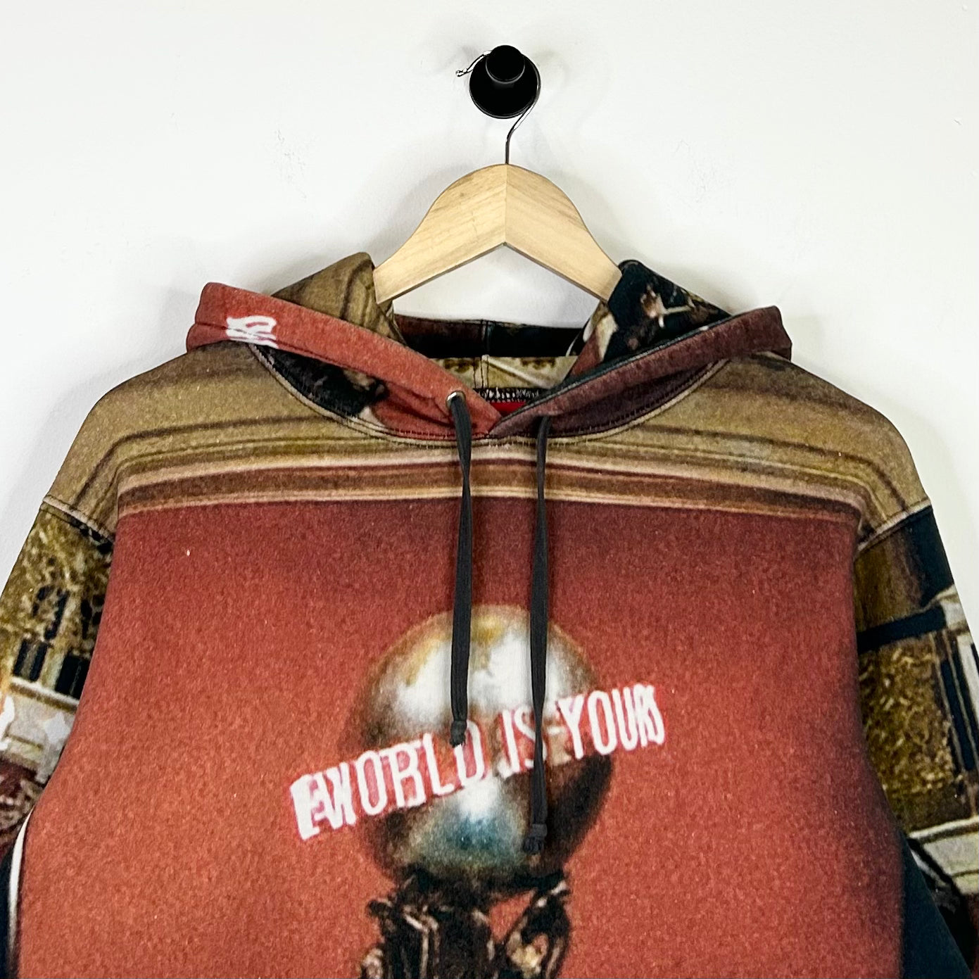 SUPREME SCARFACE THE WORLD IS YOURS HOODIE